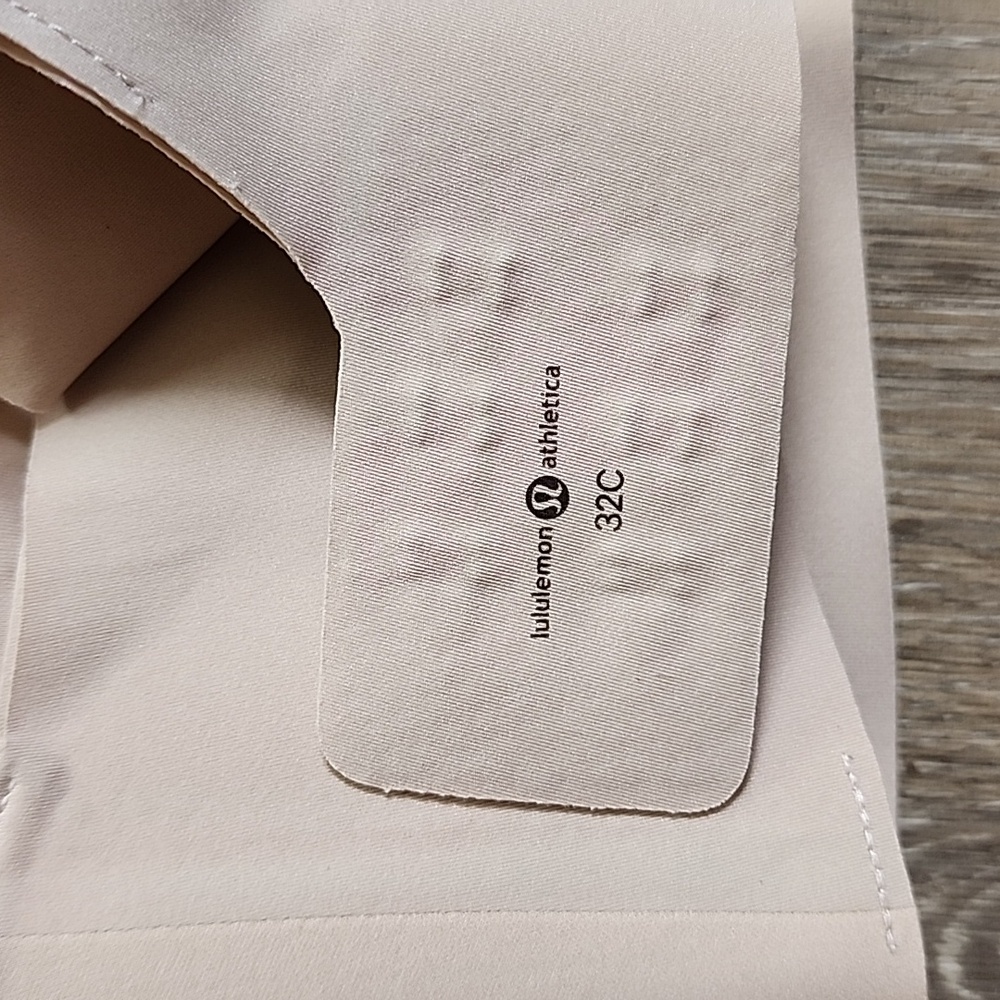 LULULEMON WIRELESS BRA - Picture 4 of 14